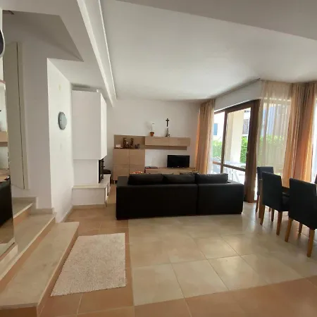 Case de vacanță Beautiful Sun Village With Sea View Beala